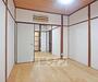 居室・リビング　リノベーションされたフローリング６帖のお部屋です。