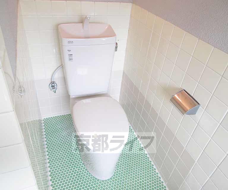 トイレ　洋式に変更しています