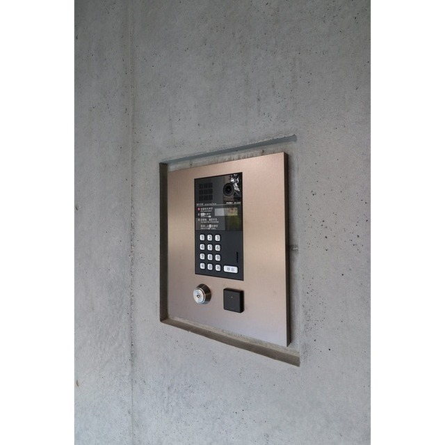 エントランス　防犯面もばっちりです！