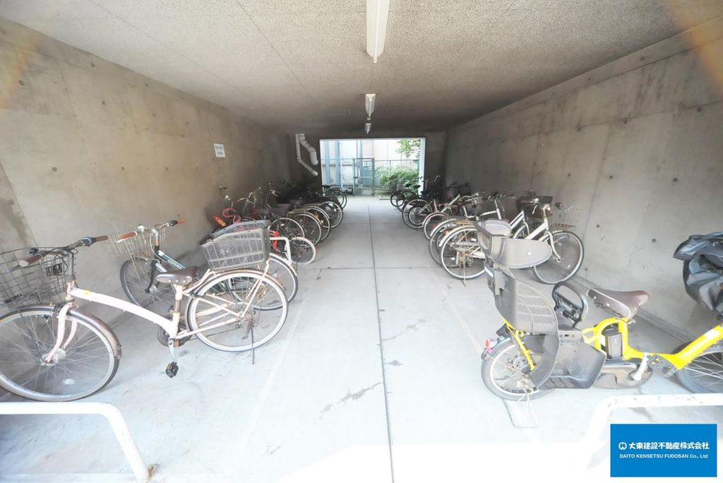 その他共有部分　自転車置き場