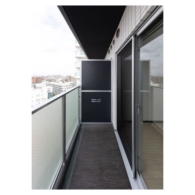 バルコニー　陽当たり良好なバルコニーです