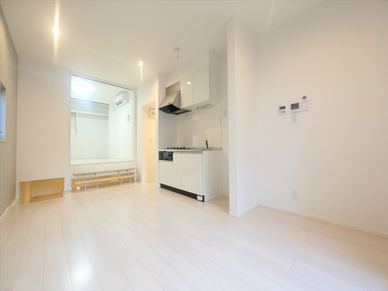 居室・リビング　ＬＤＫ9.1帖　洋室4帖　アンダーロフト　イメージ写真