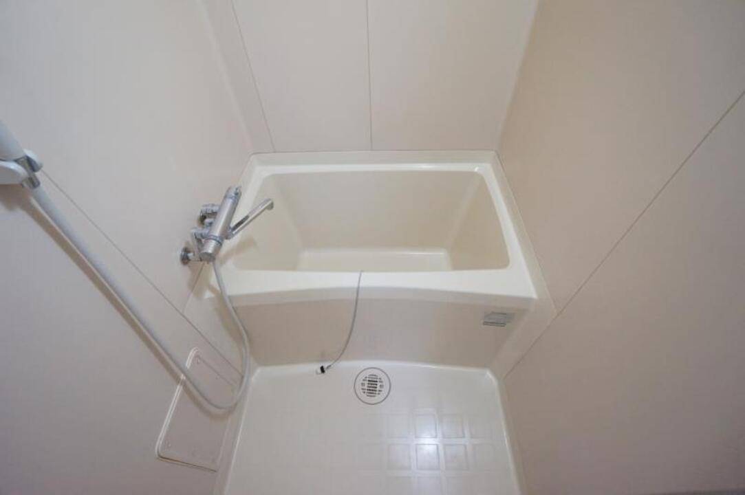 バス・シャワールーム　浴室