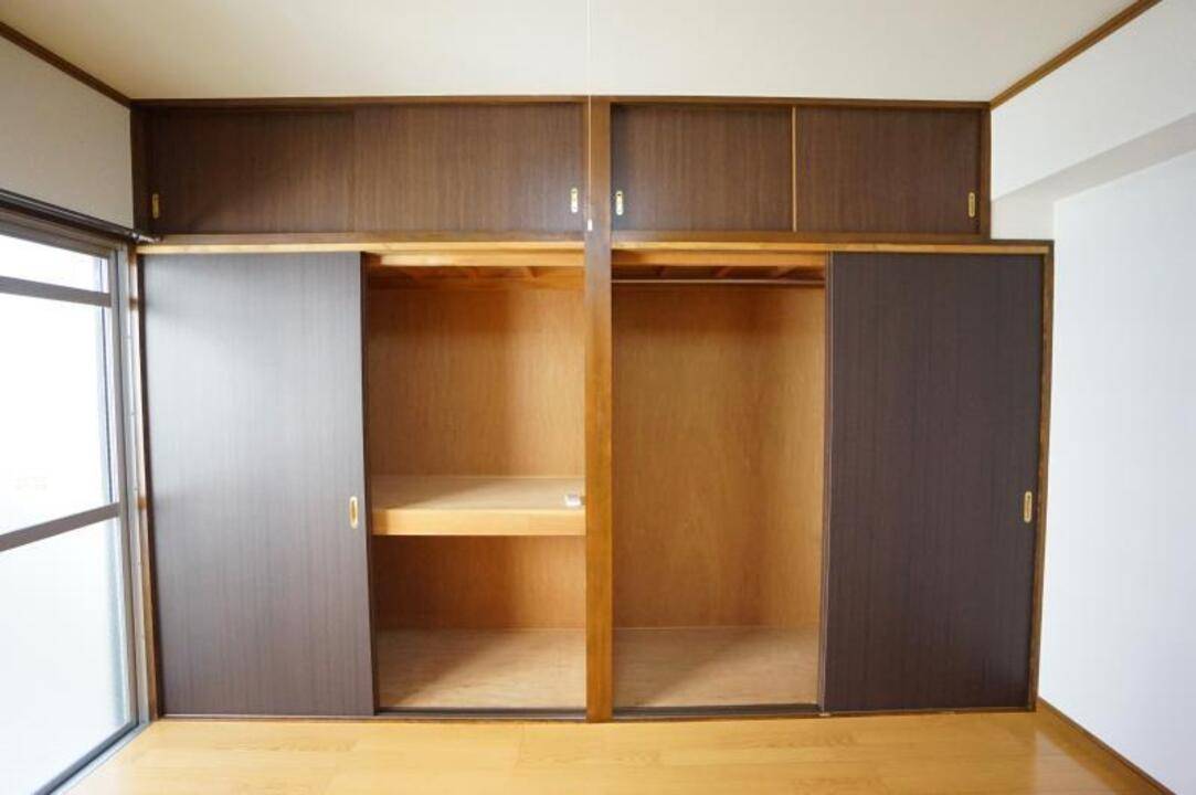 収納　クローゼット