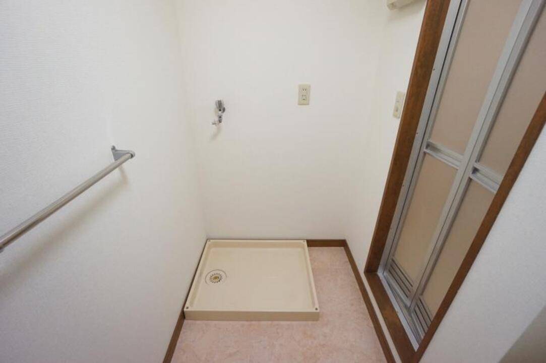 洗面設備　洗濯機置場