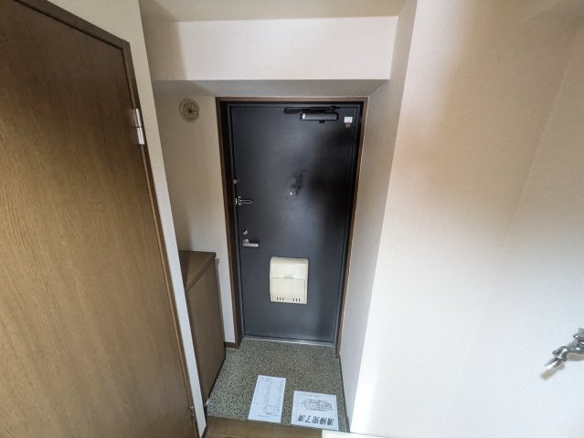 玄関　タウンコート児島