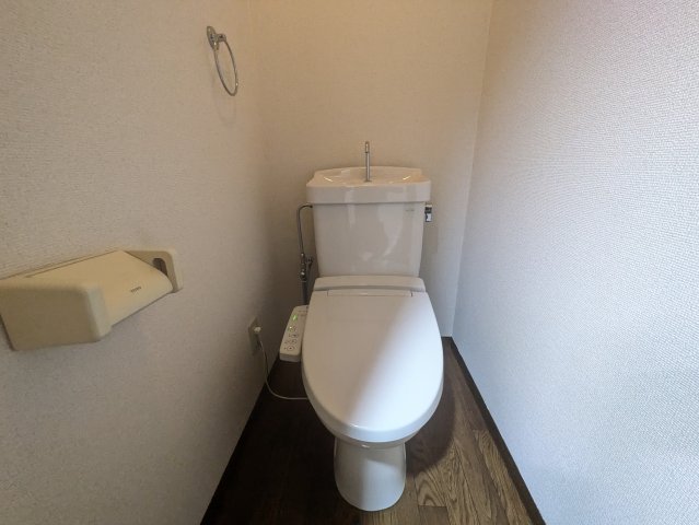 トイレ　タウンコート児島