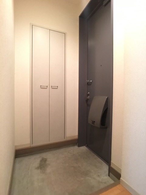 玄関　荷物がかさばってもゆとりたっぷりの玄関周り！