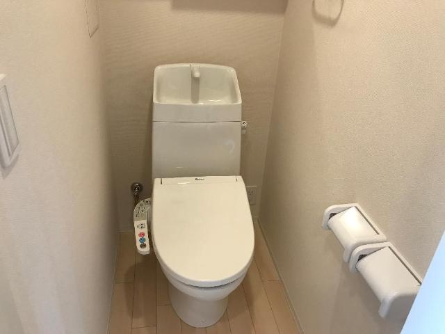 トイレ　シャワー付トイレ