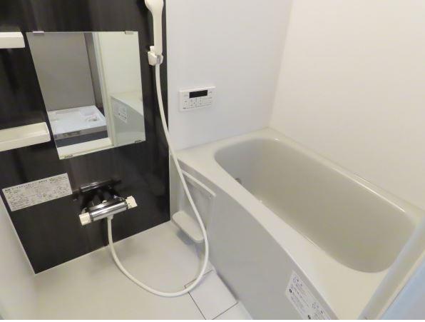 バス・シャワールーム　※同シリーズの写真になります