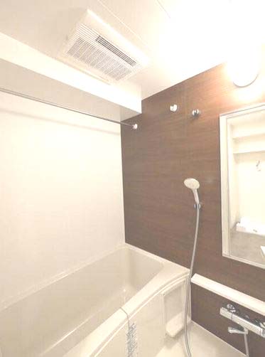 バス・シャワールーム　★追い焚き、浴室乾燥機付き★