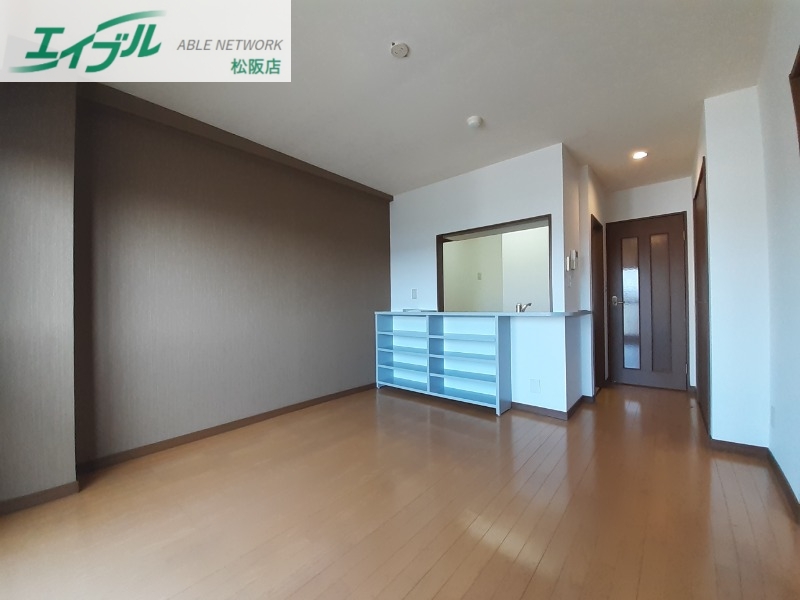 居室・リビング　同型参考写真