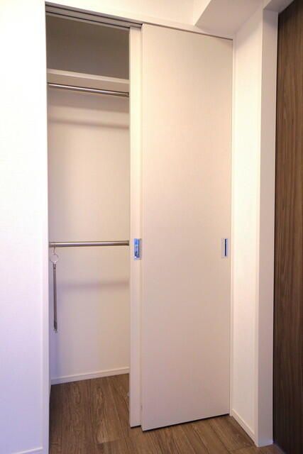 収納　写真は同タイプ住居です。