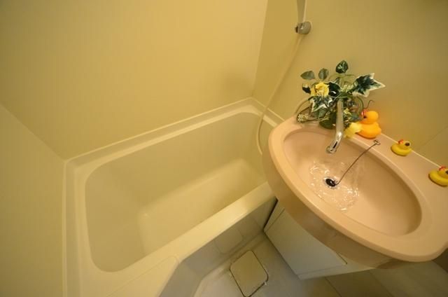 バス・シャワールーム　★お掃除簡単ユニットバス★