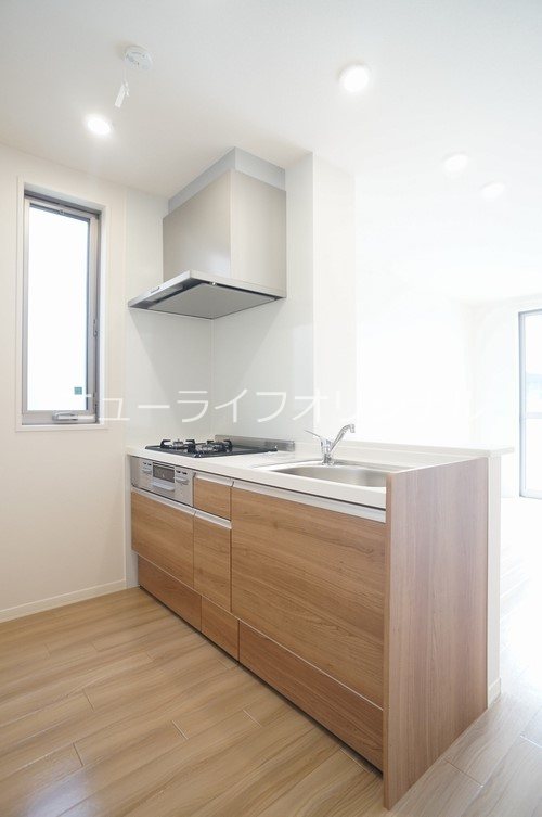 キッチン　使い勝手と収納力を兼ね備えたスライド式収納★