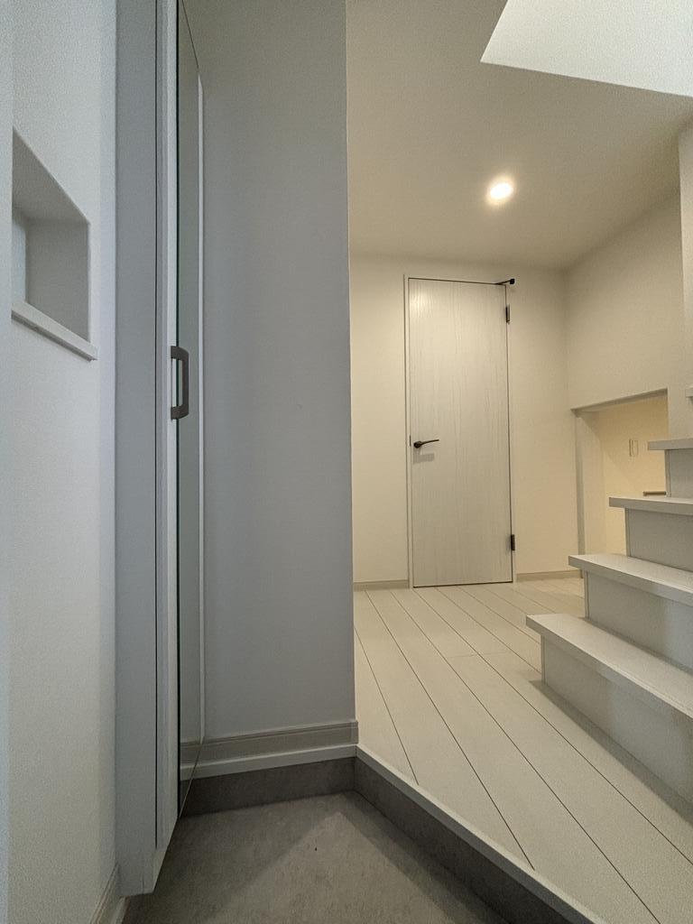 玄関　別号室流用