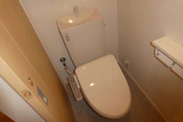 トイレ　ウォシュレット