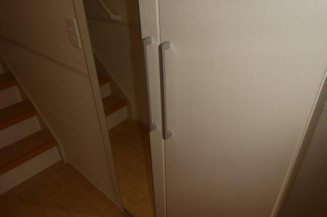 玄関　シューズボックス