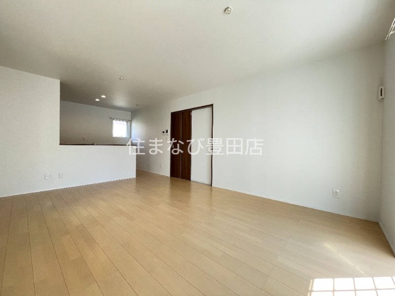 居室・リビング　別部屋写真