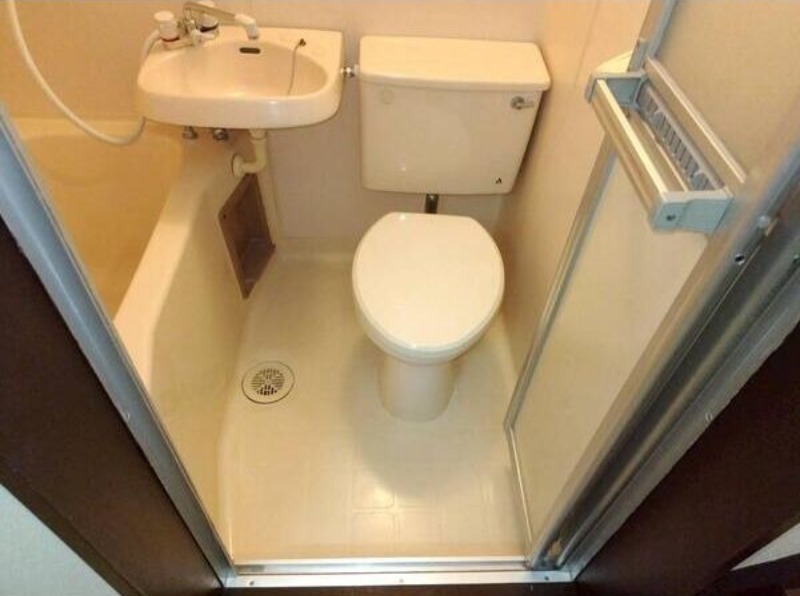 トイレ　図面と現状に相違がある場合には現状を優先