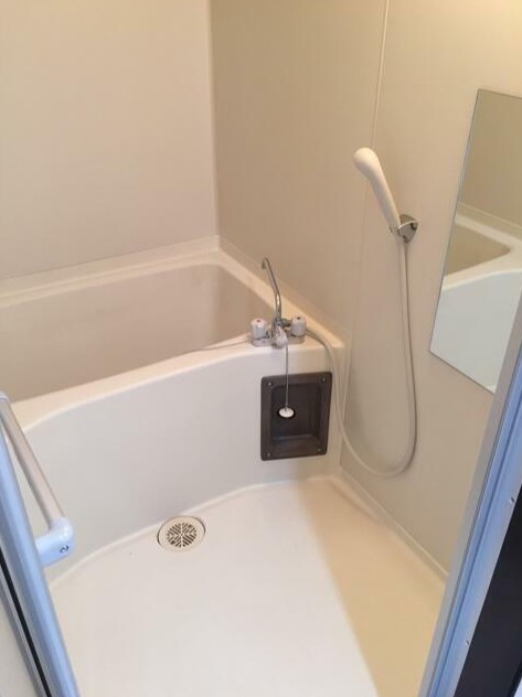 バス・シャワールーム　きれいなお風呂です