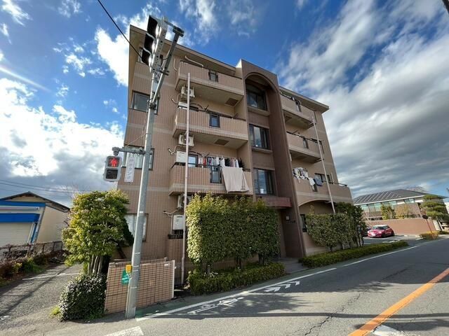 建物外観　☆外観はタイル張りのマンションです☆