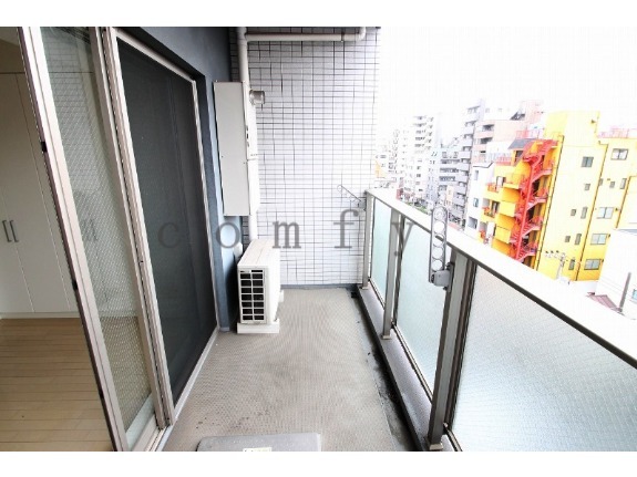 バルコニー　バルコニー