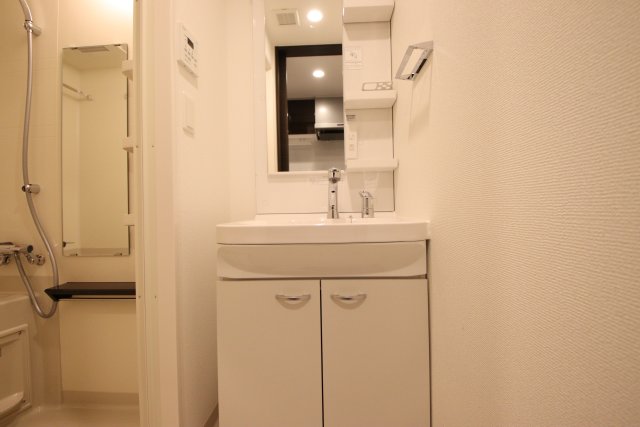 洗面設備　別室の参考写真です。※現況優先