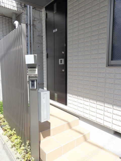 玄関　玄関ポーチ