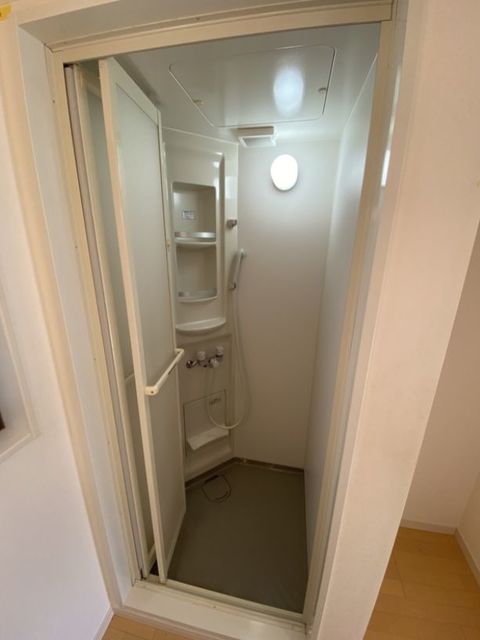 バス・シャワールーム　シャワールーム