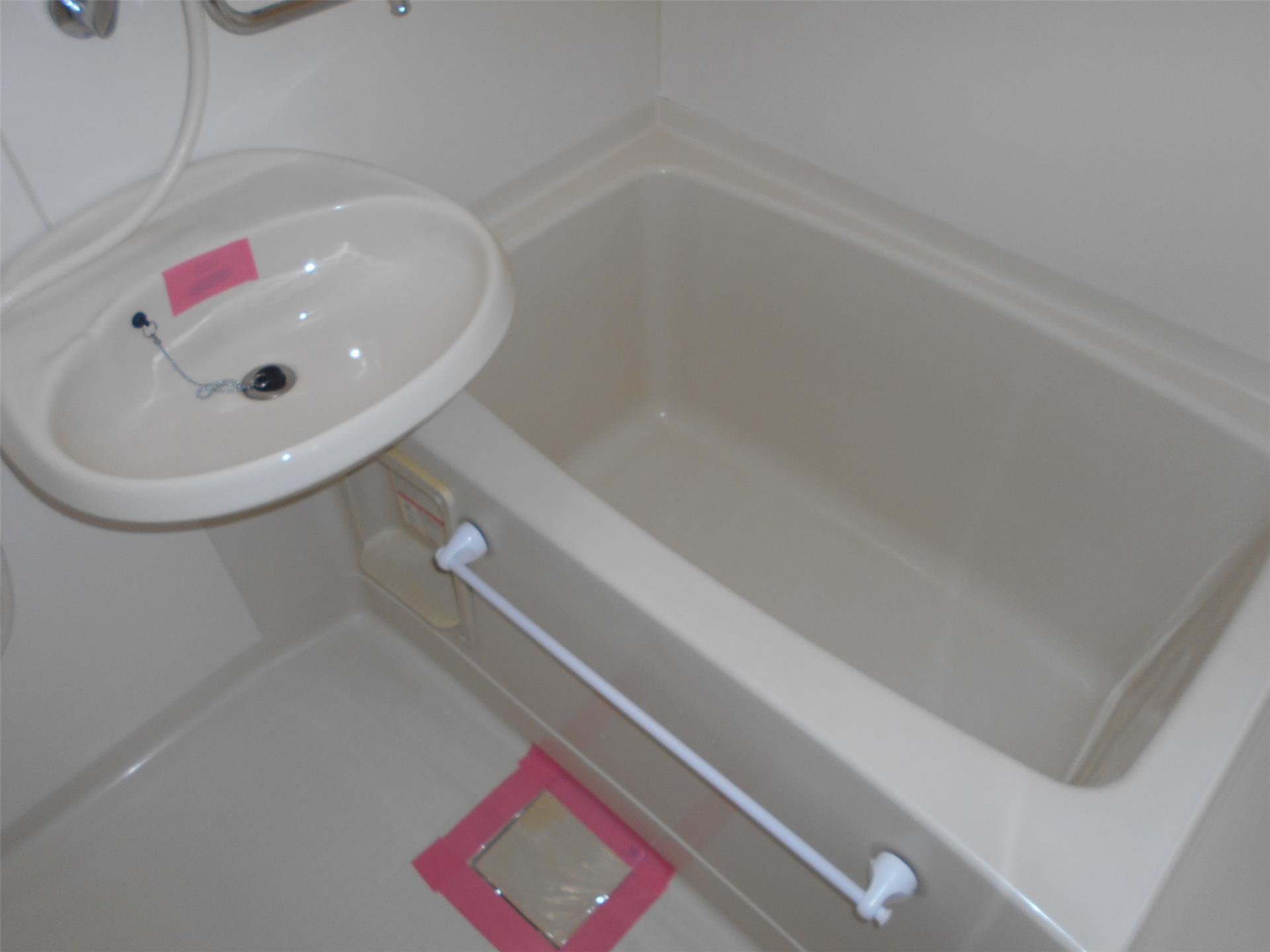 バス・シャワールーム　シャワー洗面付のユニットバス♪