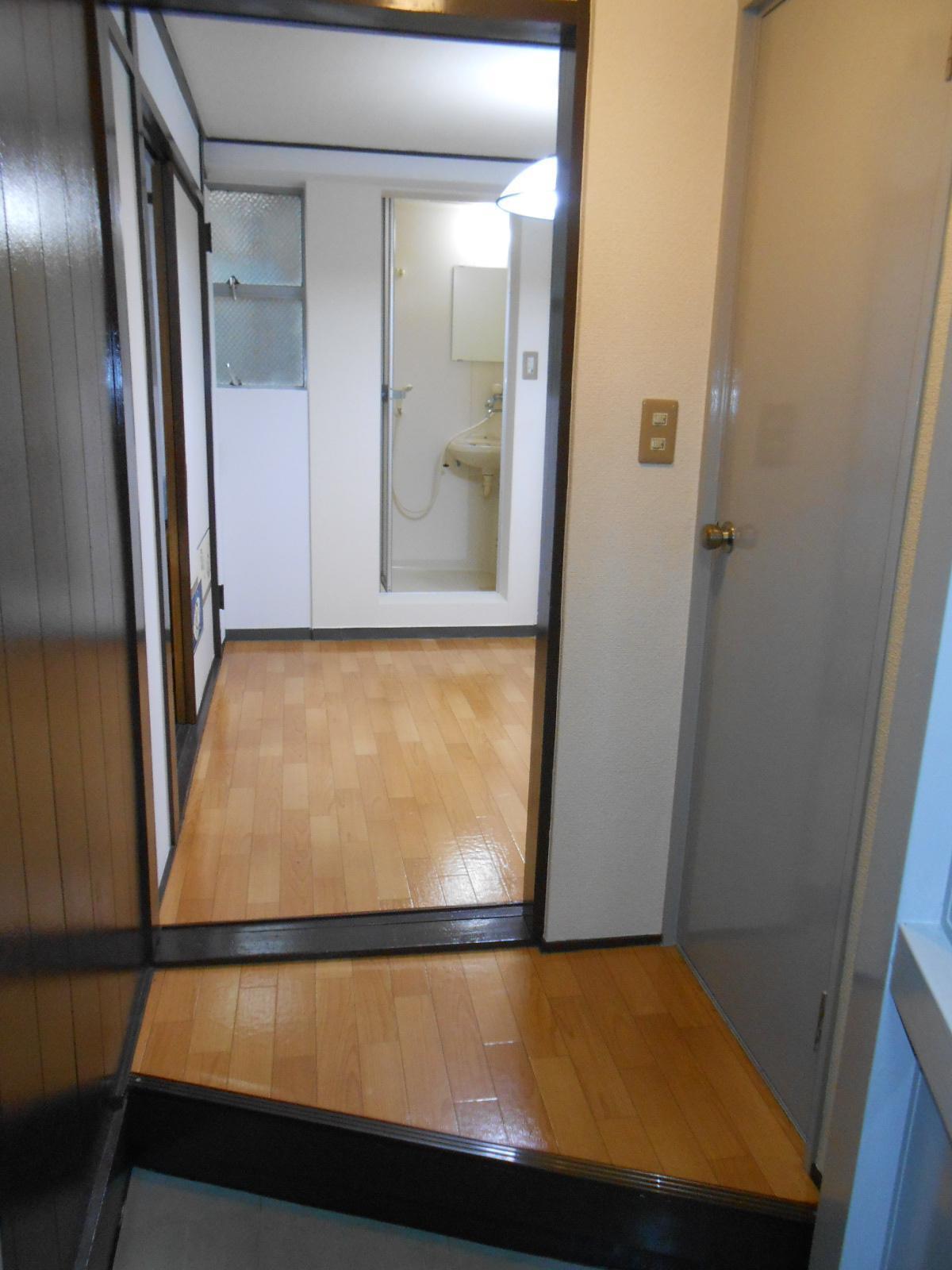 玄関　お好きなインテリアを飾れる玄関♪