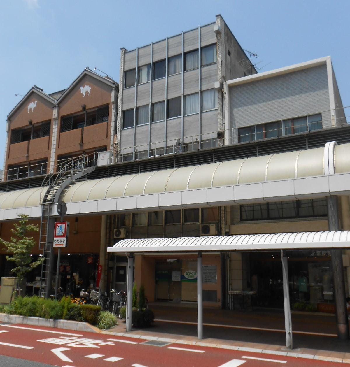 建物外観　1965年築　ハトバビル