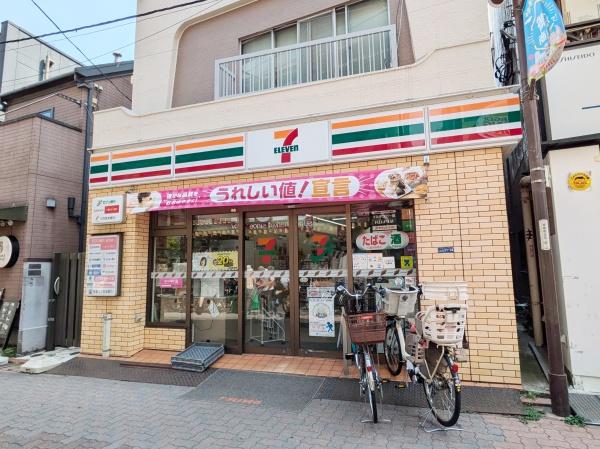 コンビニ　セブンイレブン御嶽山駅前店（コンビニ）まで382m