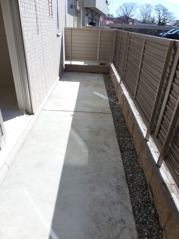 庭　図面と現状に相違がある場合には現状を優先