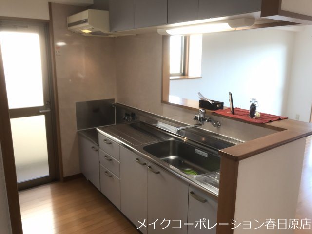 キッチン　写真は同型タイプ