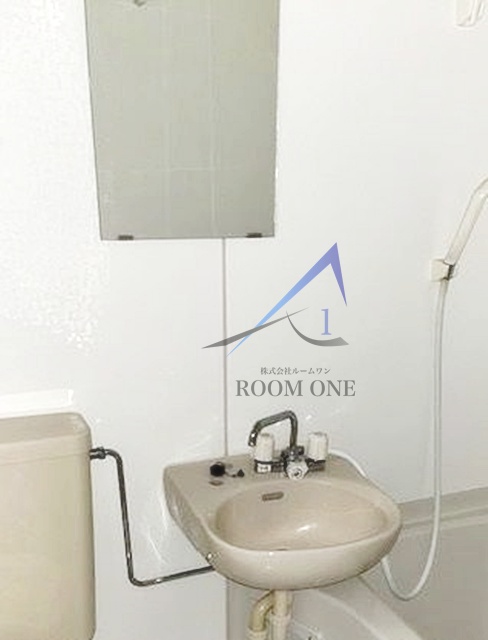 洗面設備　洗面台です。