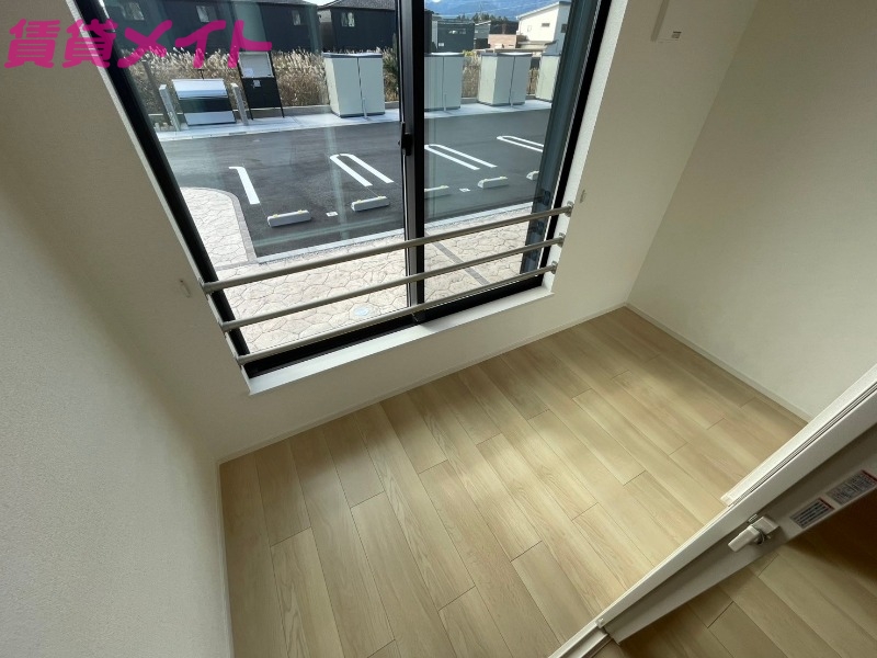 バルコニー　同型参考写真