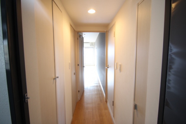 玄関　OWLSTYLE NISHIKIMACHI II