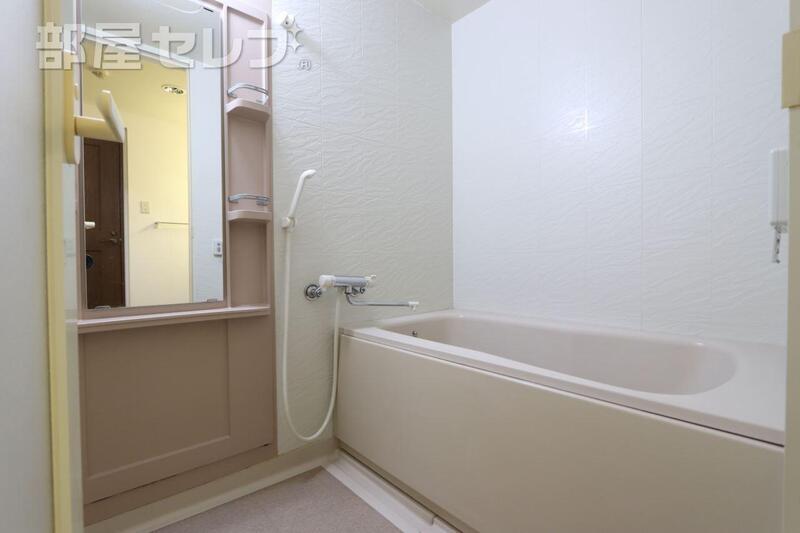 バス・シャワールーム　１０６号室のお写真です。