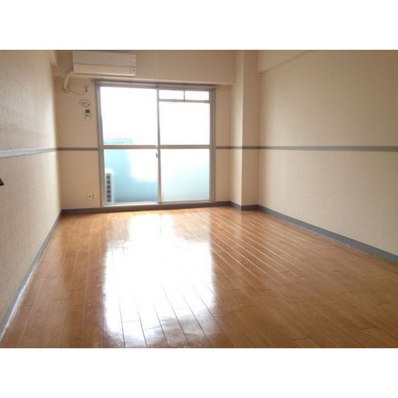 居室・リビング　※現況優先