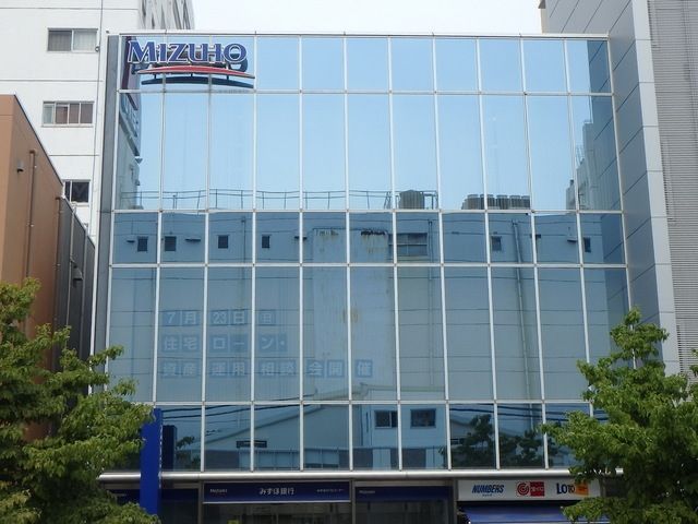 銀行　みずほ銀行久米川支店（銀行）まで432m