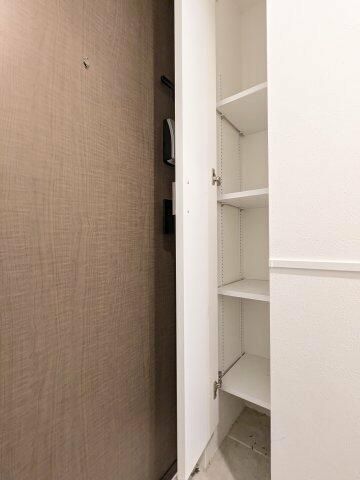 収納　別タイプ部屋　参考写真です