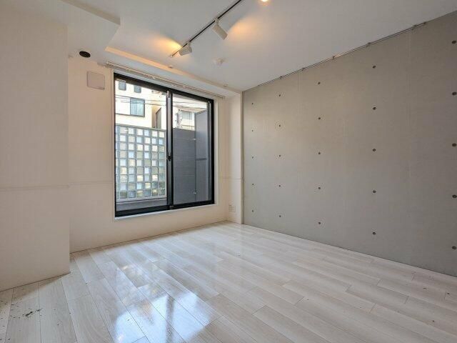 居室・リビング　別タイプ部屋　参考写真です