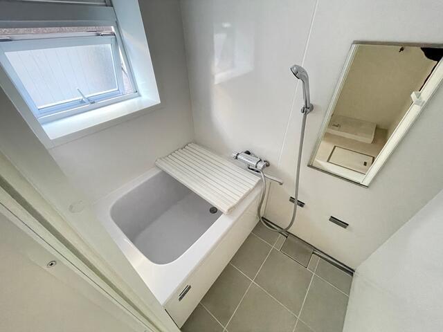 バス・シャワールーム　?