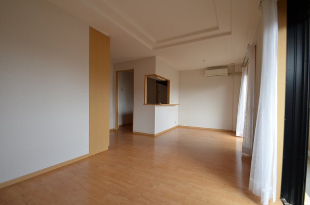 居室・リビング　１３．８帖のリビング