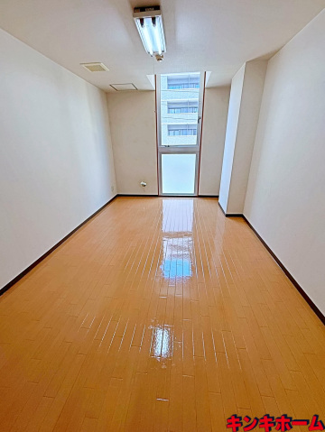 居室・リビング　写真は別のお部屋です。（現況を優先してください）