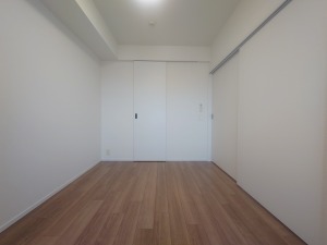 その他部屋・スペース　洋室※写真は類似間取り別部屋。色味等異なる場合があります。