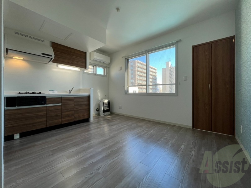 居室・リビング　広くてキレイなお部屋が広がっていて、充実した生活が送れそう。