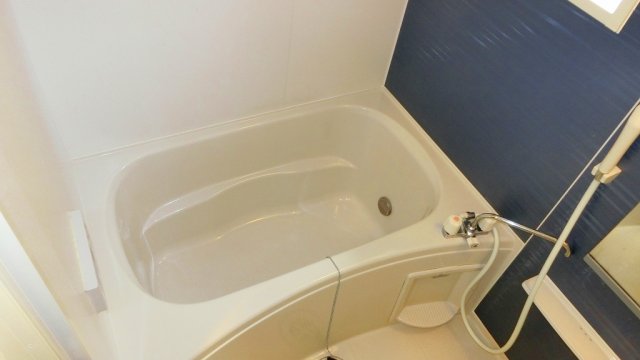 バス・シャワールーム　日々の暮らしに欠かせないお風呂です